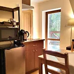 Apartment To Tutaj *