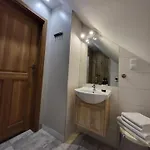 To Tutaj شقة *